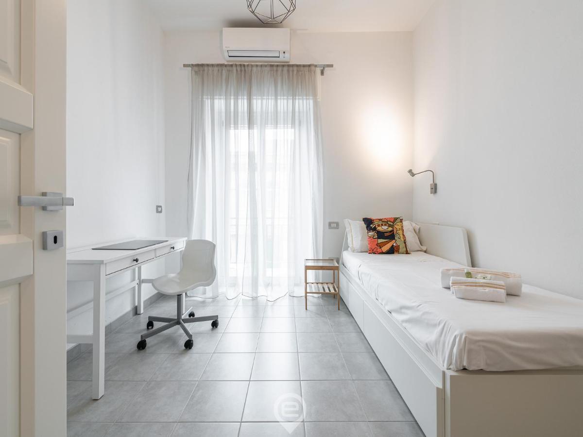White Gold Apartment กาญารี ภายนอก รูปภาพ