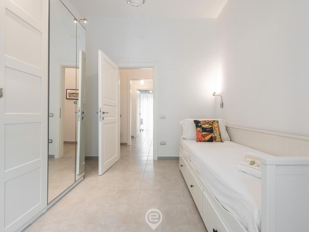 White Gold Apartment กาญารี ภายนอก รูปภาพ