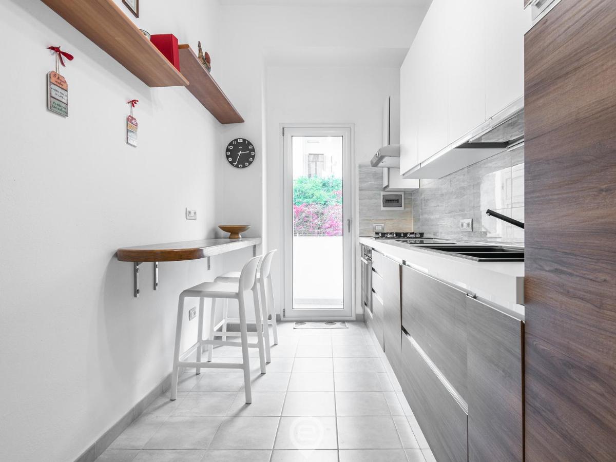 White Gold Apartment กาญารี ภายนอก รูปภาพ